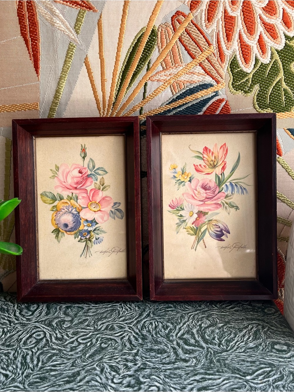 Set of two miniature Vittorio Guidotti floral framed paintings